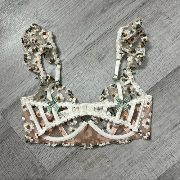 FOR LOVE AND LEMONS Tossed Daisy Embroidery Bra Ivory Green SDD - Picture 10 of 16